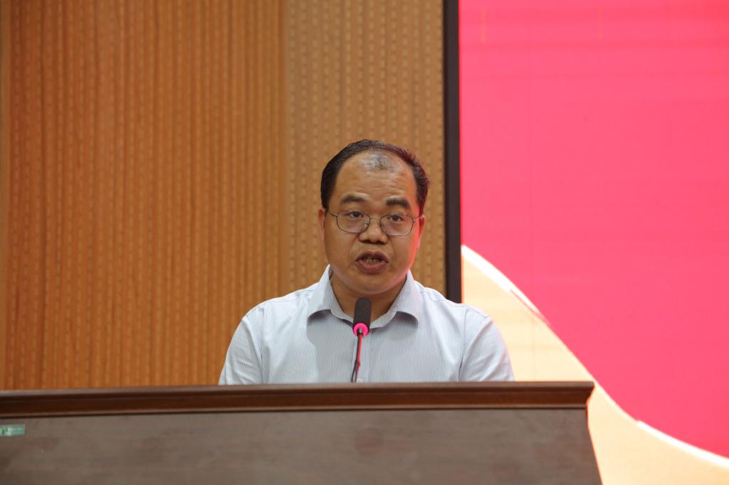 農(nóng)生院副院長劉澤發(fā)作考研考公總結(jié)匯報(bào)